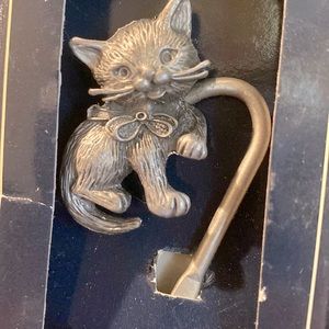 The cutest kitten bookmark. Still in box.